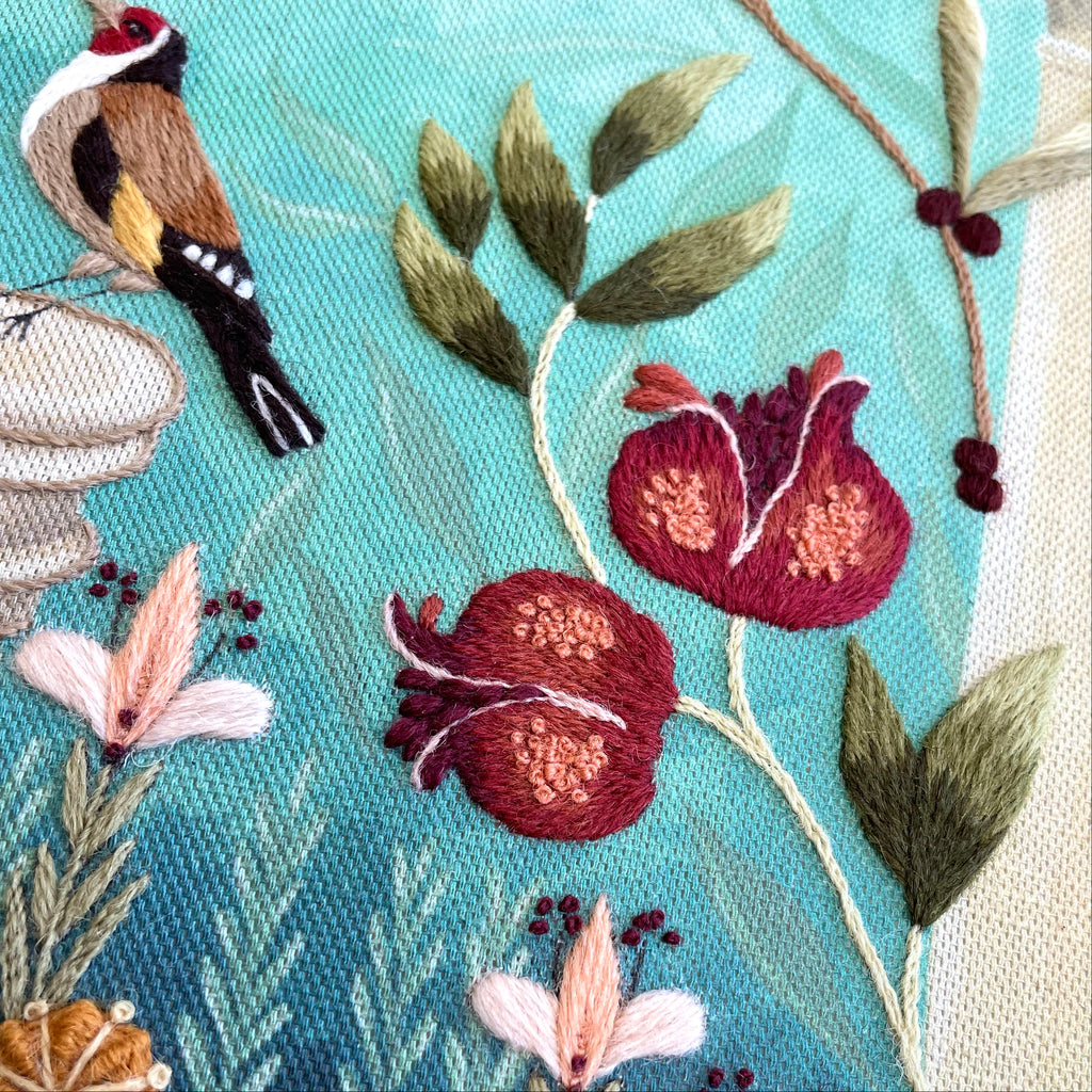 Goldfinch Fresco Embroidery Crewel Kit